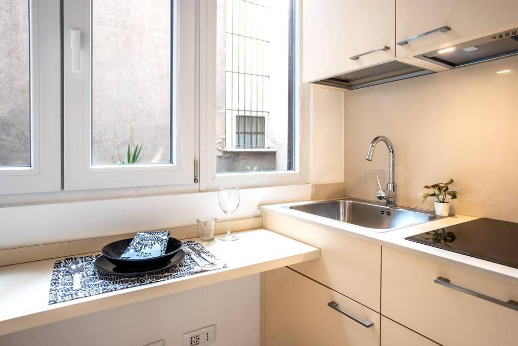 Duomo'S Nest - Central Mini-Apt Milan Exterior photo